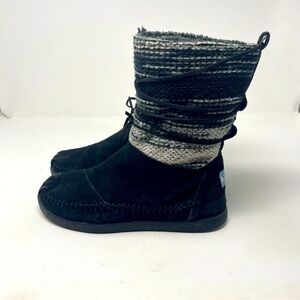 Toms Black & Gray Leather Ankle Booties Size 6.5